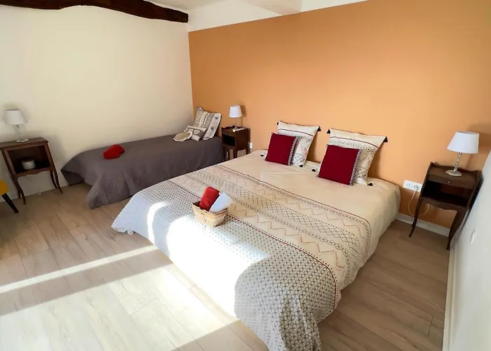 La Maison Des Cretes 3* Parnans
