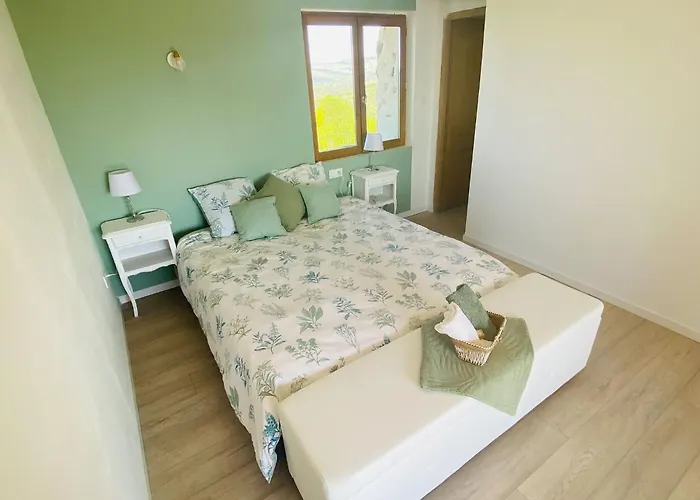 Affittacamere La Maison Des Cretes 3*