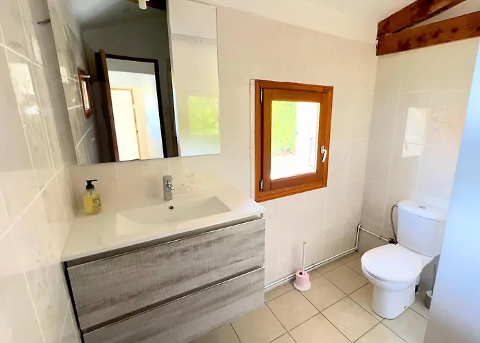Affittacamere La Maison Des Cretes Parnans